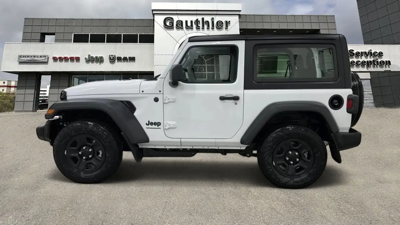 Jeep Wrangler снимка Jeep Wrangler