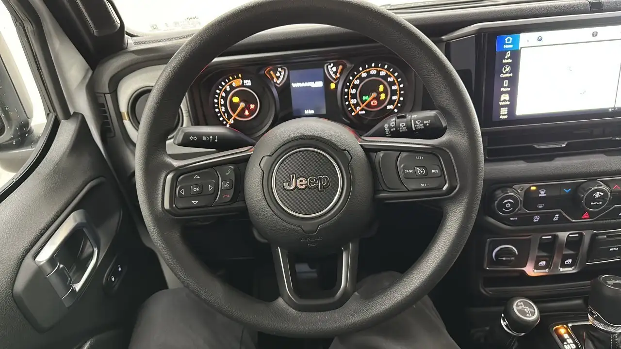 Jeep Wrangler снимка Jeep Wrangler