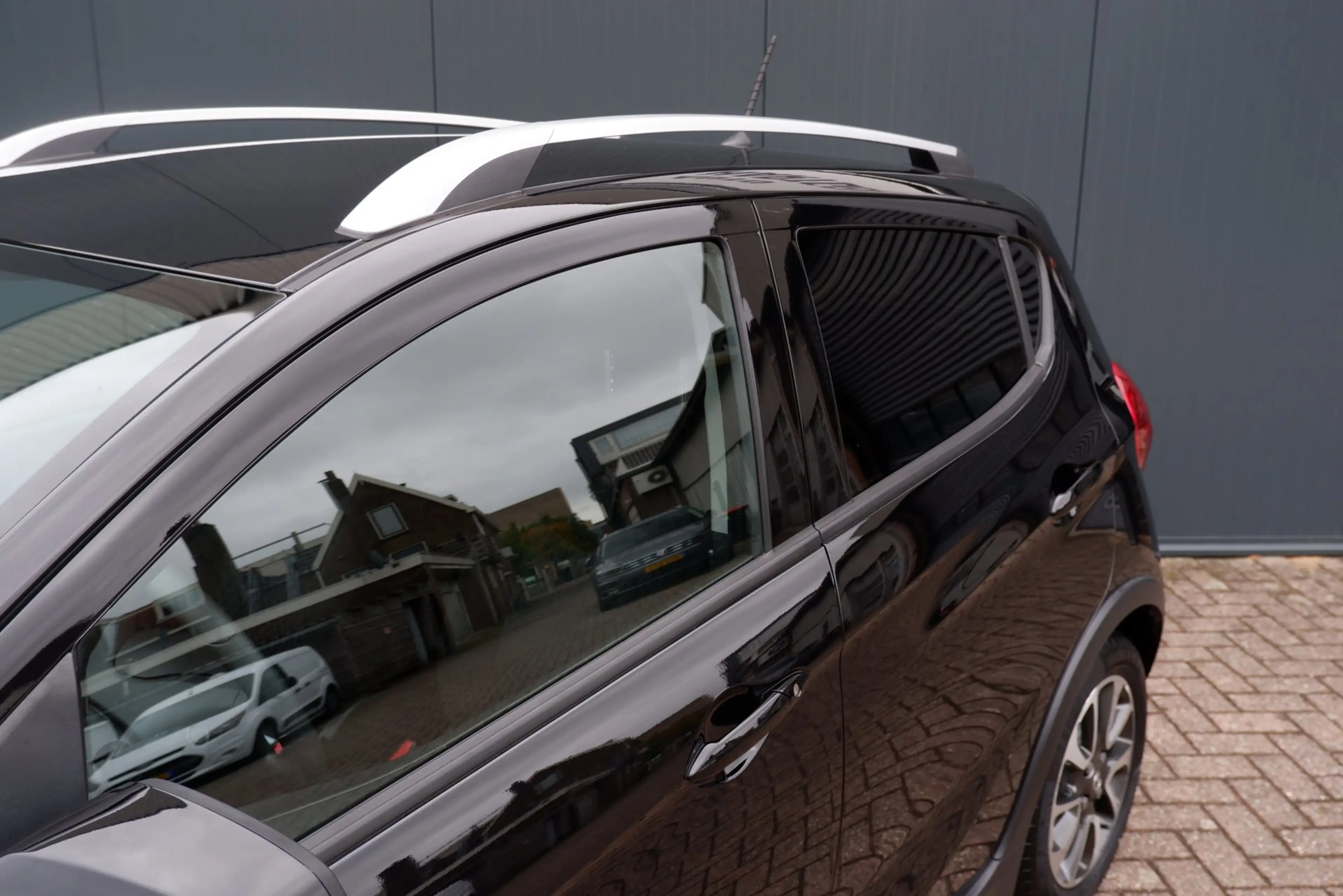 Opel Karl 1.0 Rocks Online Edition — photo 21