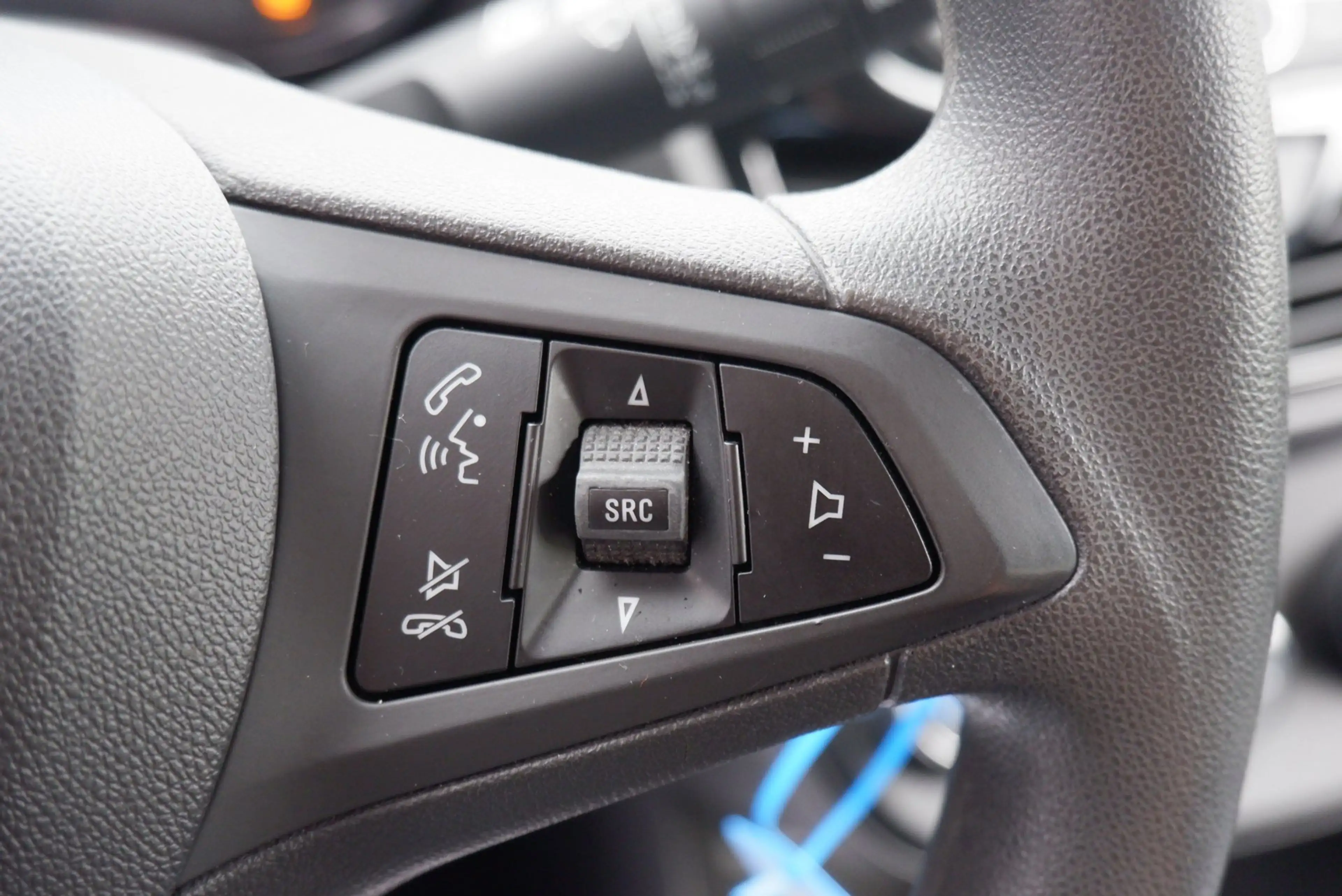 Opel Karl 1.0 Rocks Online Edition — photo 30