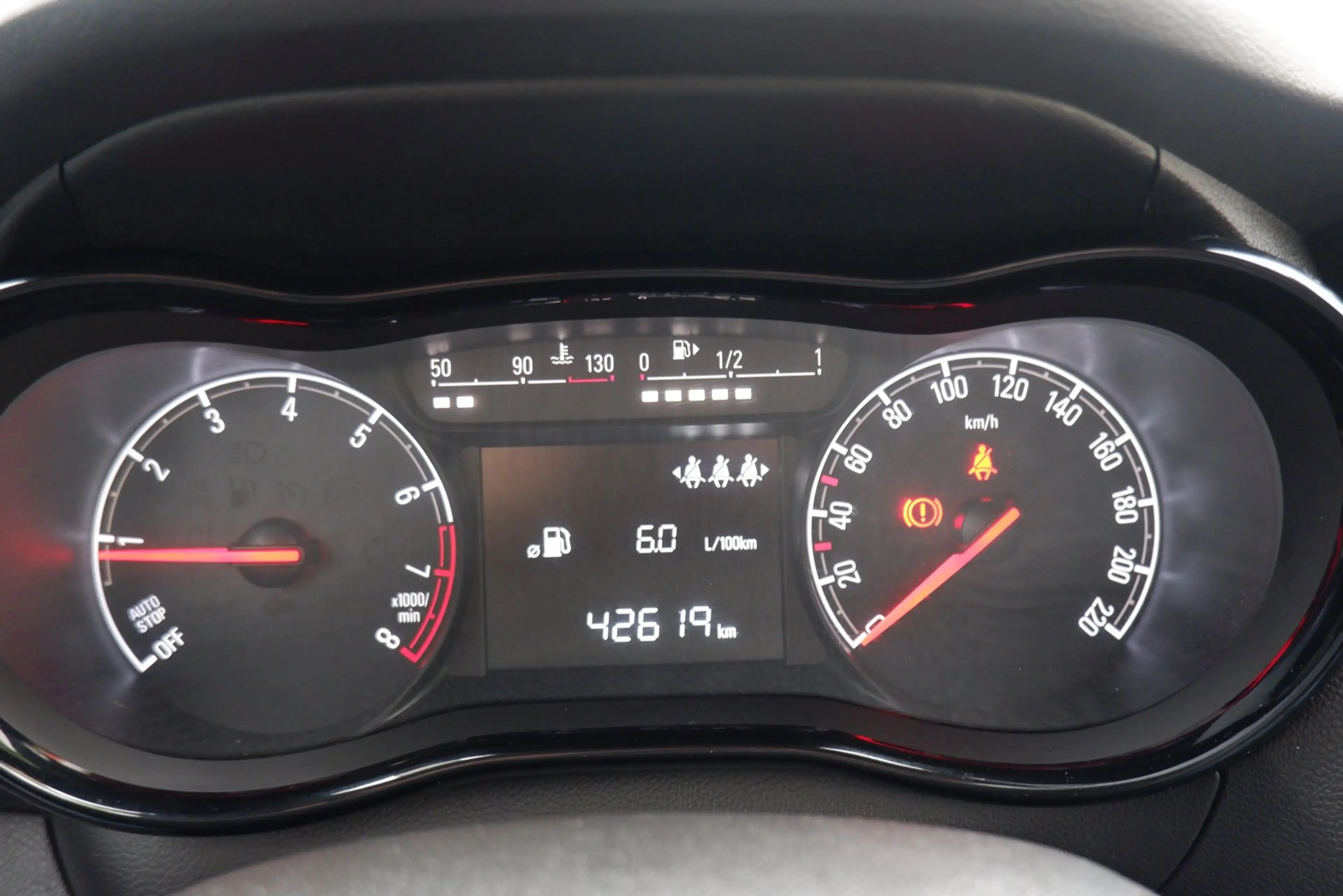 Opel Karl 1.0 Rocks Online Edition — photo 26