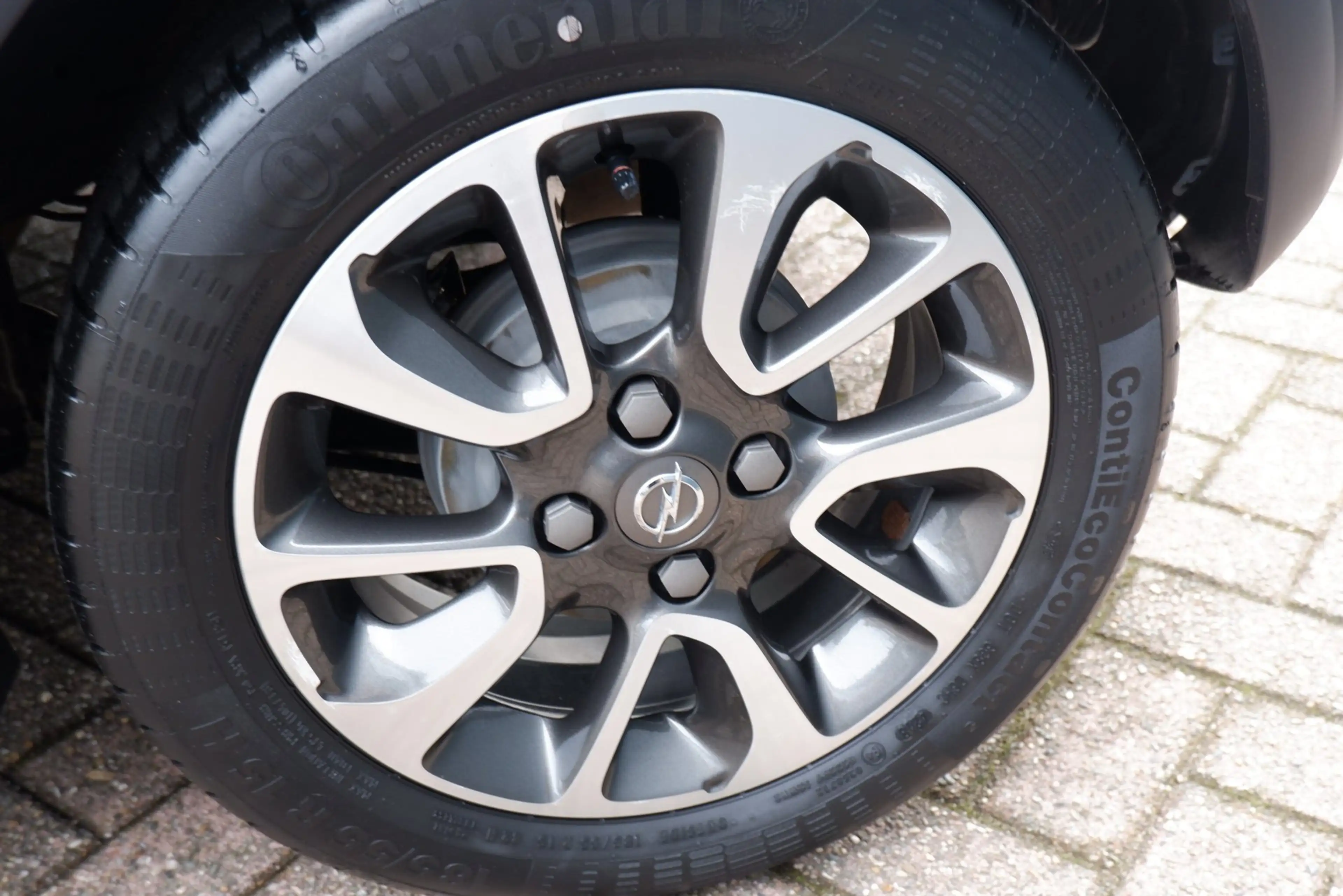 Opel Karl 1.0 Rocks Online Edition — photo 32