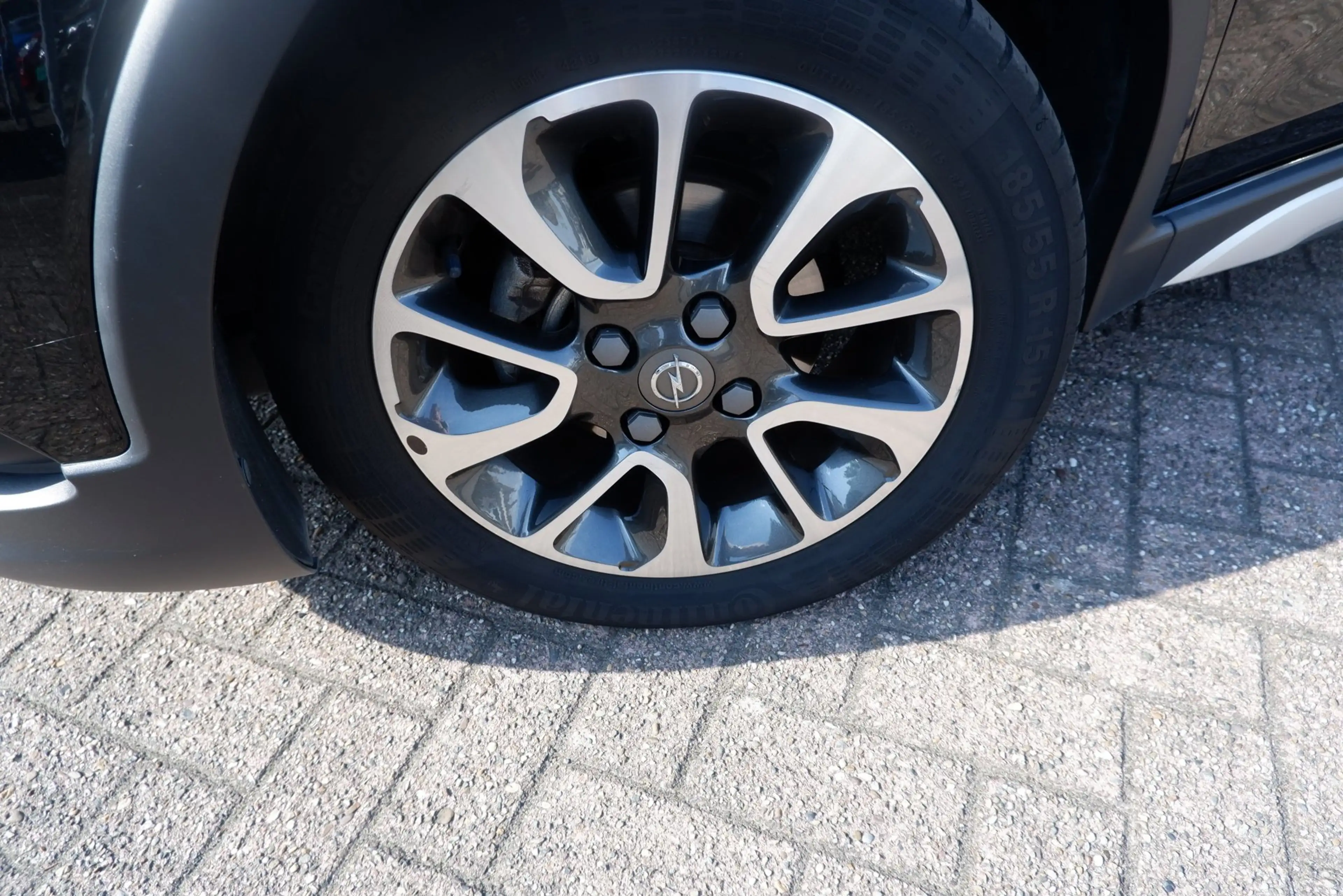 Opel Karl 1.0 Rocks Online Edition — photo 3