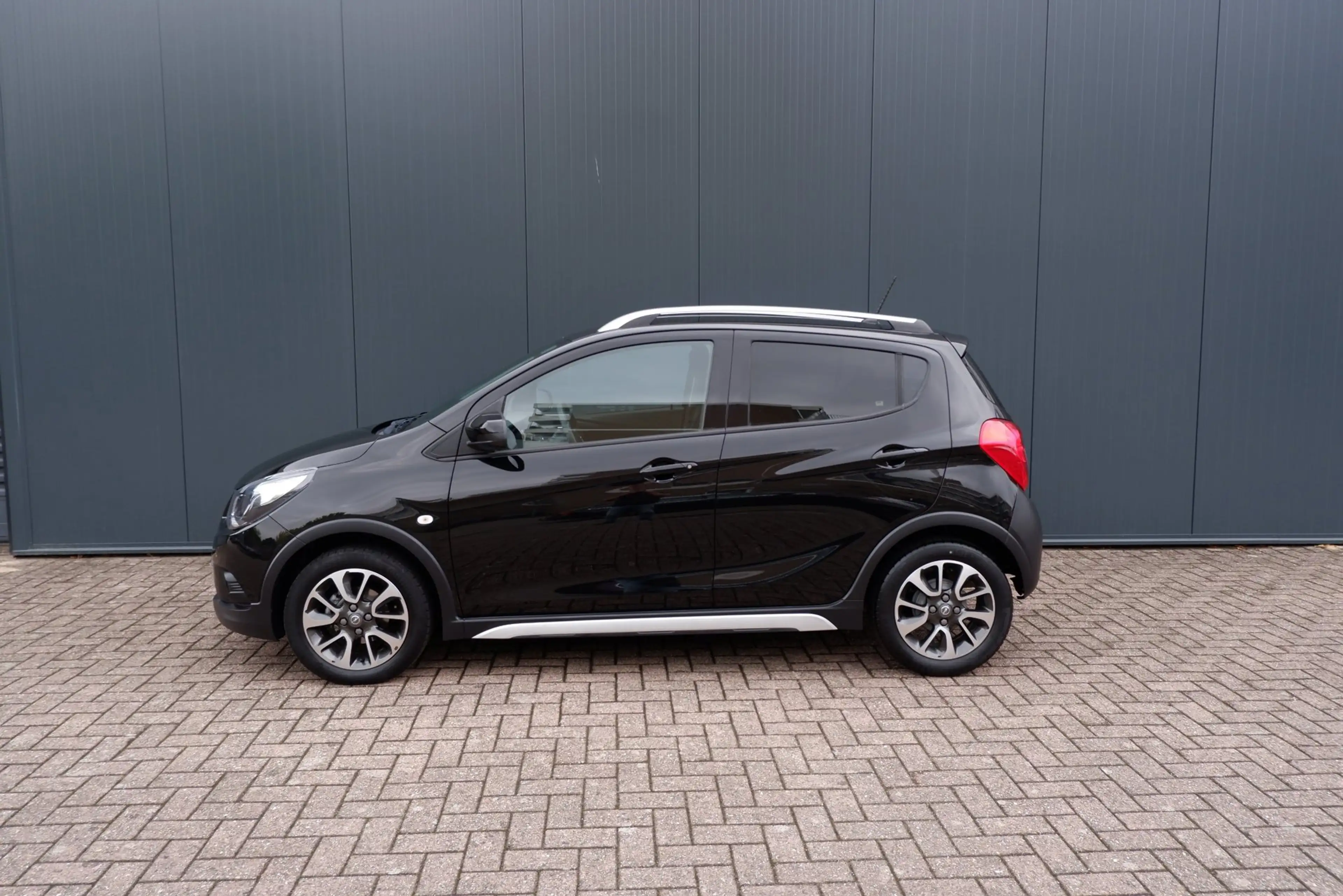 Opel Karl 1.0 Rocks Online Edition — photo 22