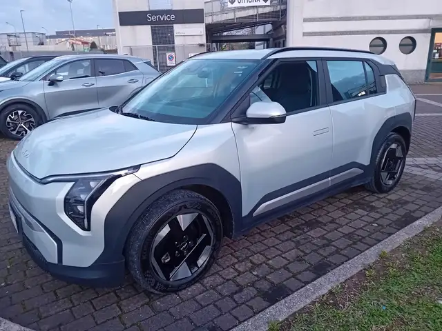 Kia EV3 EV3 Air Pompa di Calore Long R. 81,4 kWh AZIENDALE