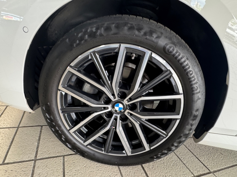 BMW 218 Active Tourer iA M Sport 18'' Pano LenkradHZG. Par — photo 7