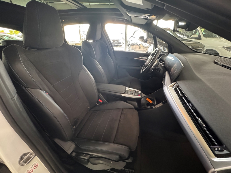 BMW 218 Active Tourer iA M Sport 18'' Pano LenkradHZG. Par — photo 9