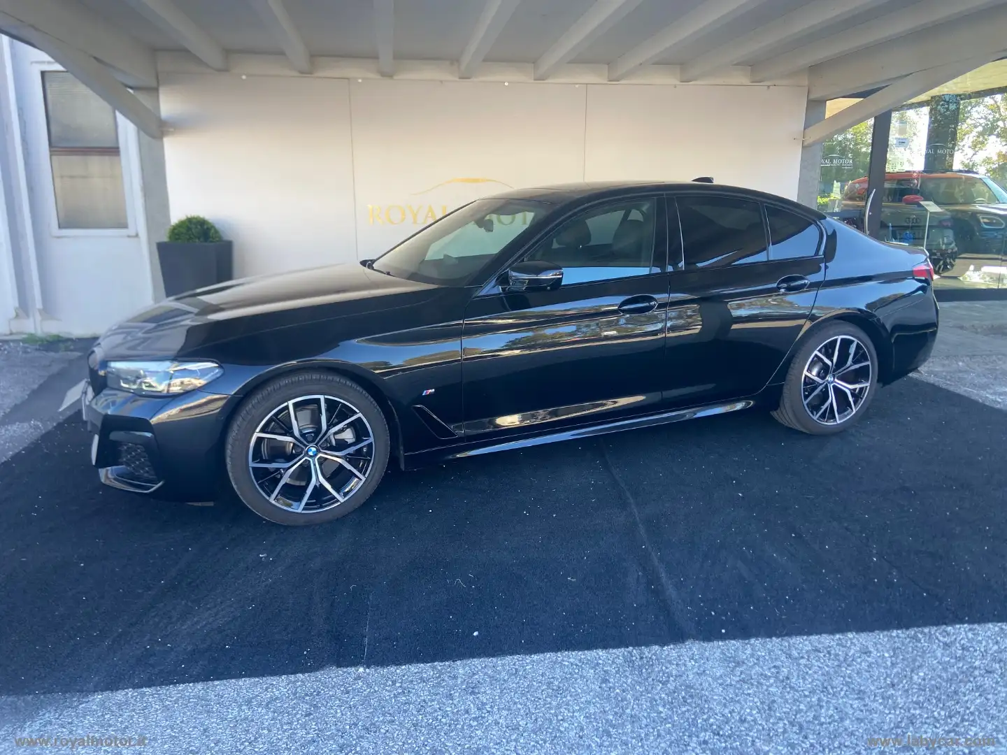 BMW 520 520d 48V xDrive Msport GARANZIA BMW 36 MESI / TAGL Nero - 2