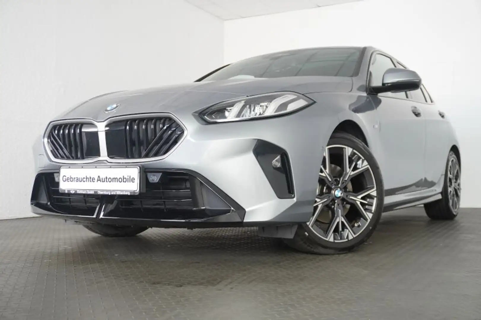 BMW 118 d 5-Türer M Sportpaket *PGSD.NAVI.PARKASSIST* Gri - 2