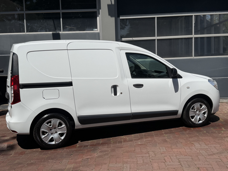 Dacia Dokker 1.5 Blue dCi 90 Solid – Praktisch, Zuinig en Betro — photo 2