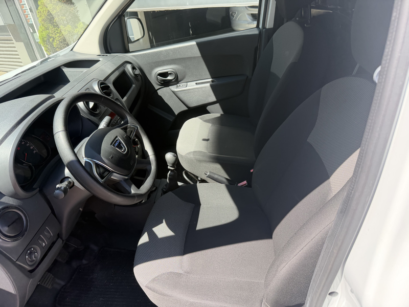 Dacia Dokker 1.5 Blue dCi 90 Solid – Praktisch, Zuinig en Betro — photo 7