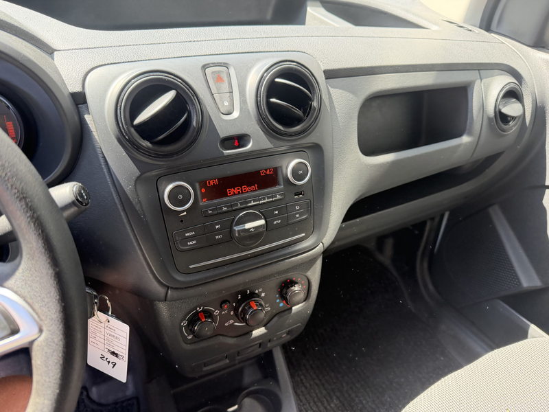 Dacia Dokker 1.5 Blue dCi 90 Solid – Praktisch, Zuinig en Betro — photo 10