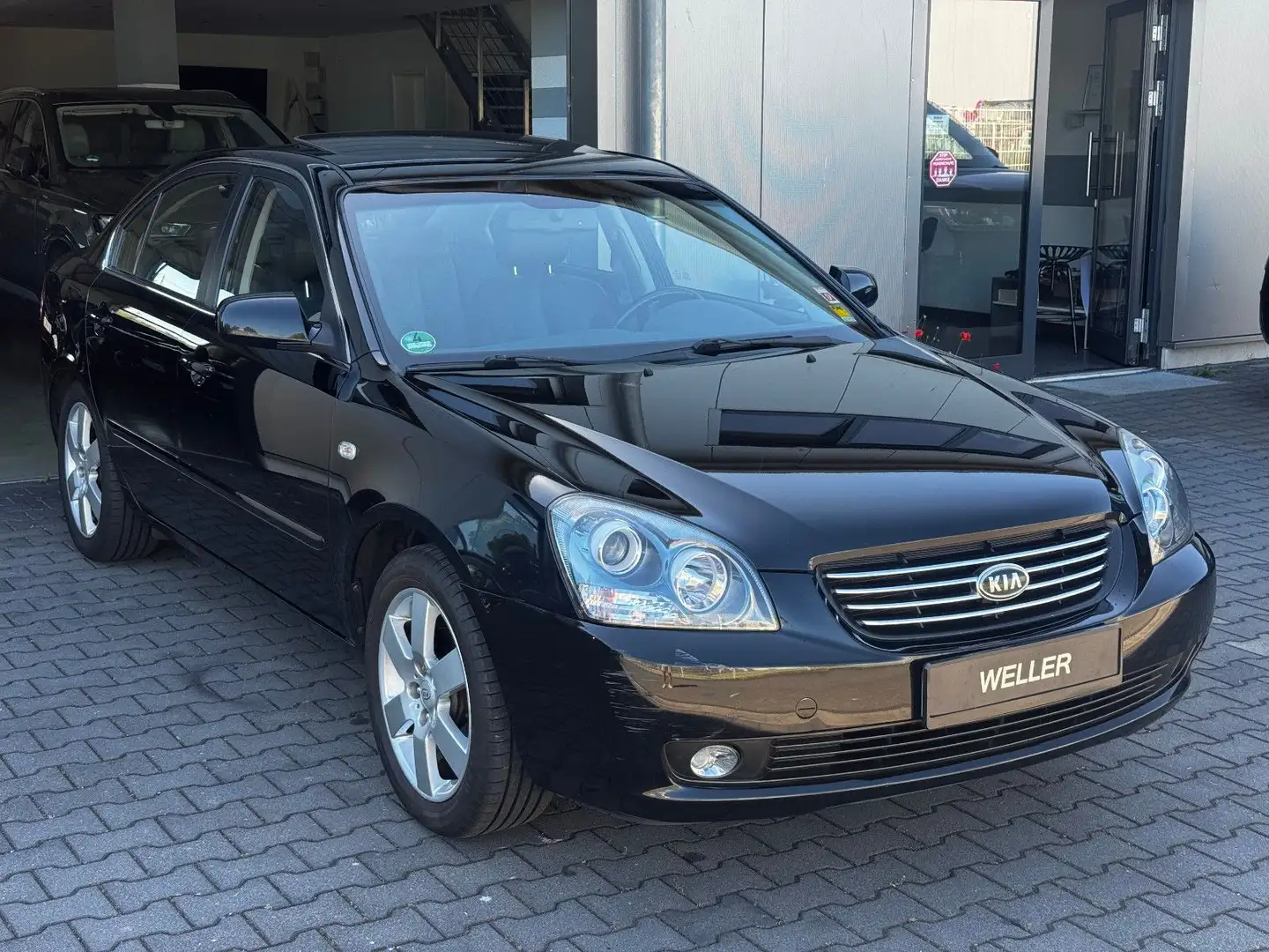 Kia Magentis EX Top Automatik LPG 1 Hand AHK Schwarz - 2