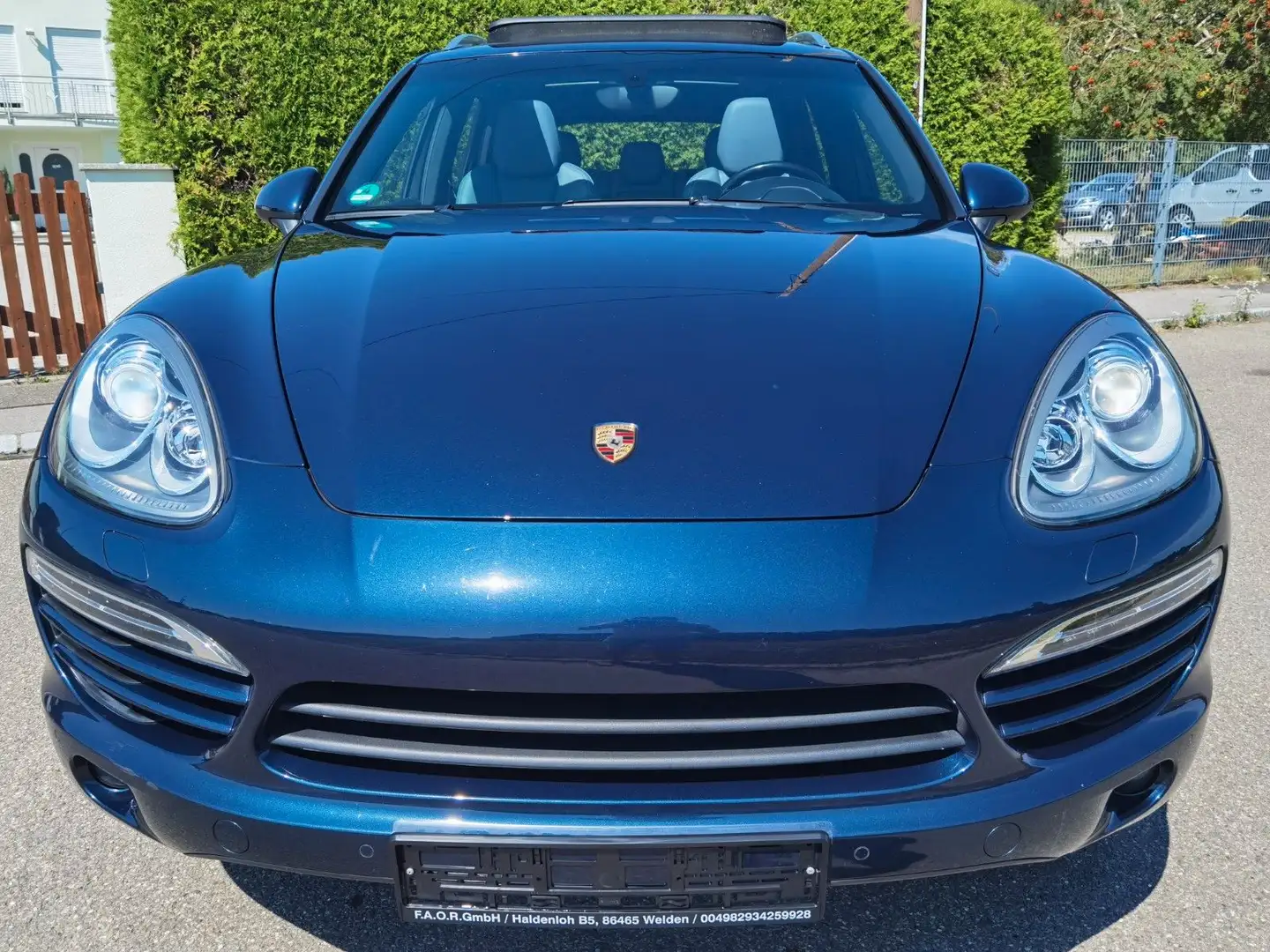 Porsche Cayenne Diesel Синій - 1