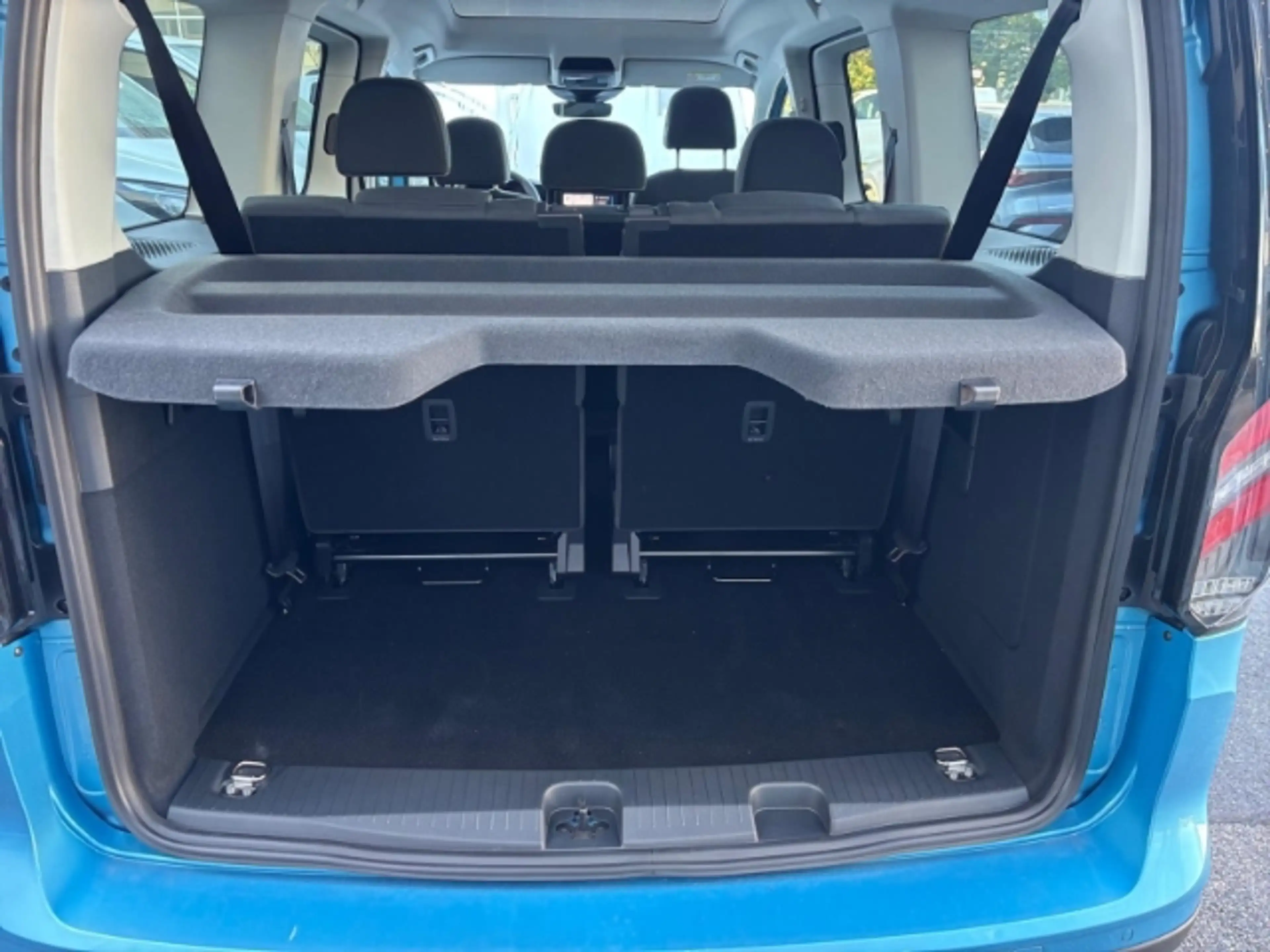 Ford Tourneo Connect L2 Active 2.0 EcoBlue *ALLRAD*7-SITZE*PANORAMADACH — photo 12