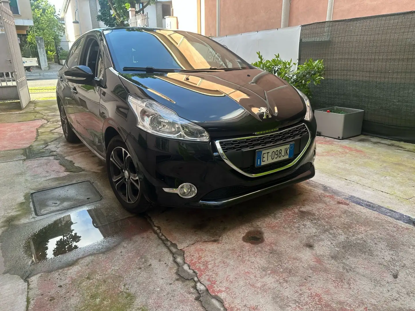Peugeot 208 5p 1.2 vti 12v Allure - 1