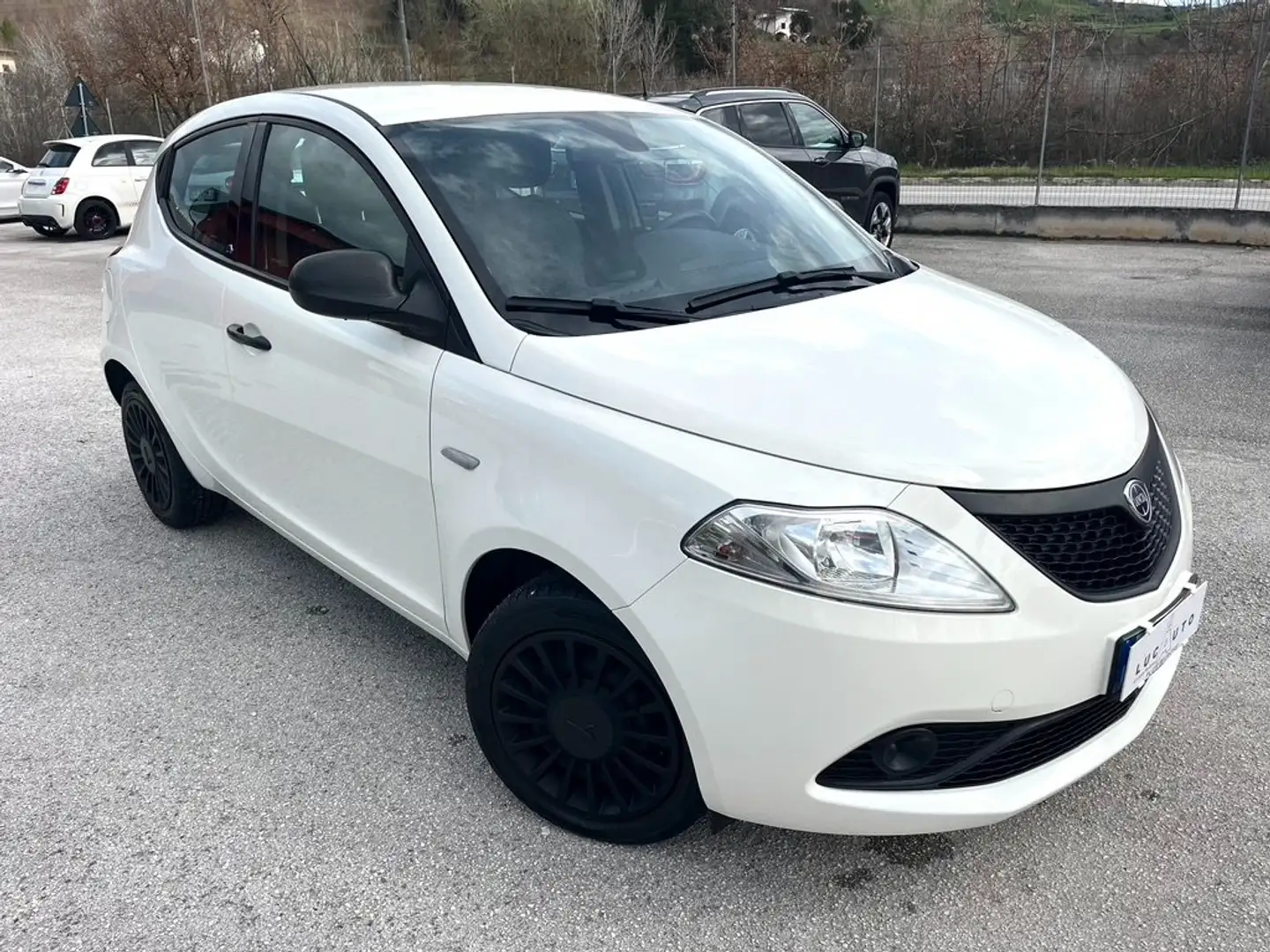 Lancia Ypsilon Ypsilon 1.2 Black and Noir s Blanco - 1
