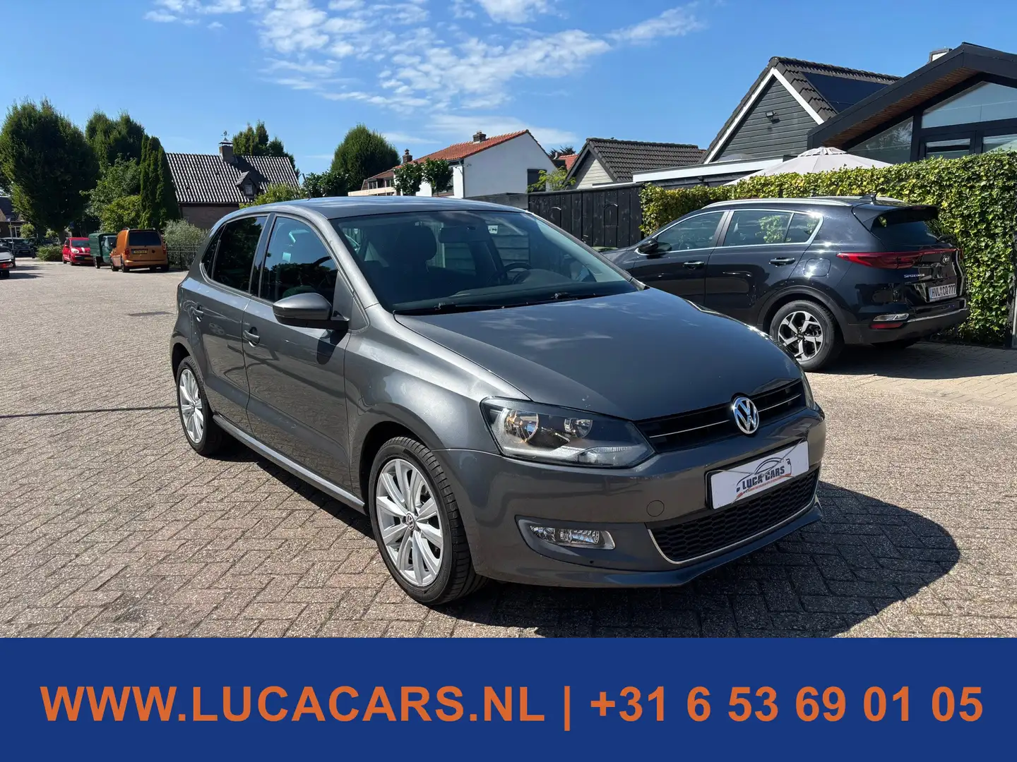 Volkswagen Polo 1.2 TSI Highline 2X SLEUTEL + AIRCO Grijs - 2