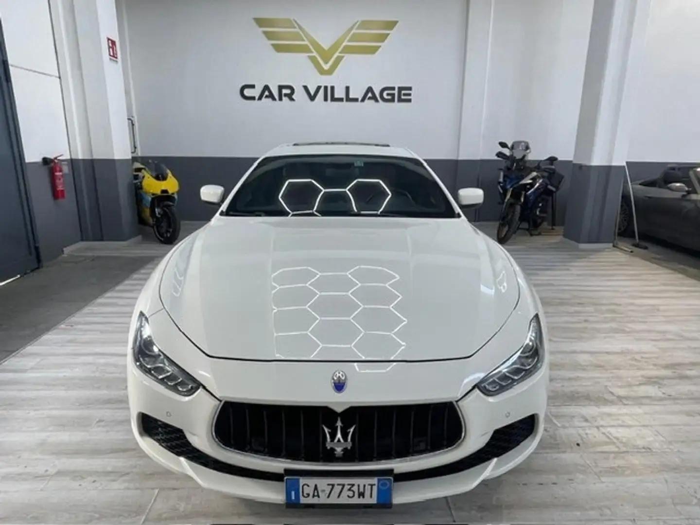 Maserati Ghibli Ghibli V6 Diesel 275 CV Weiß - 1