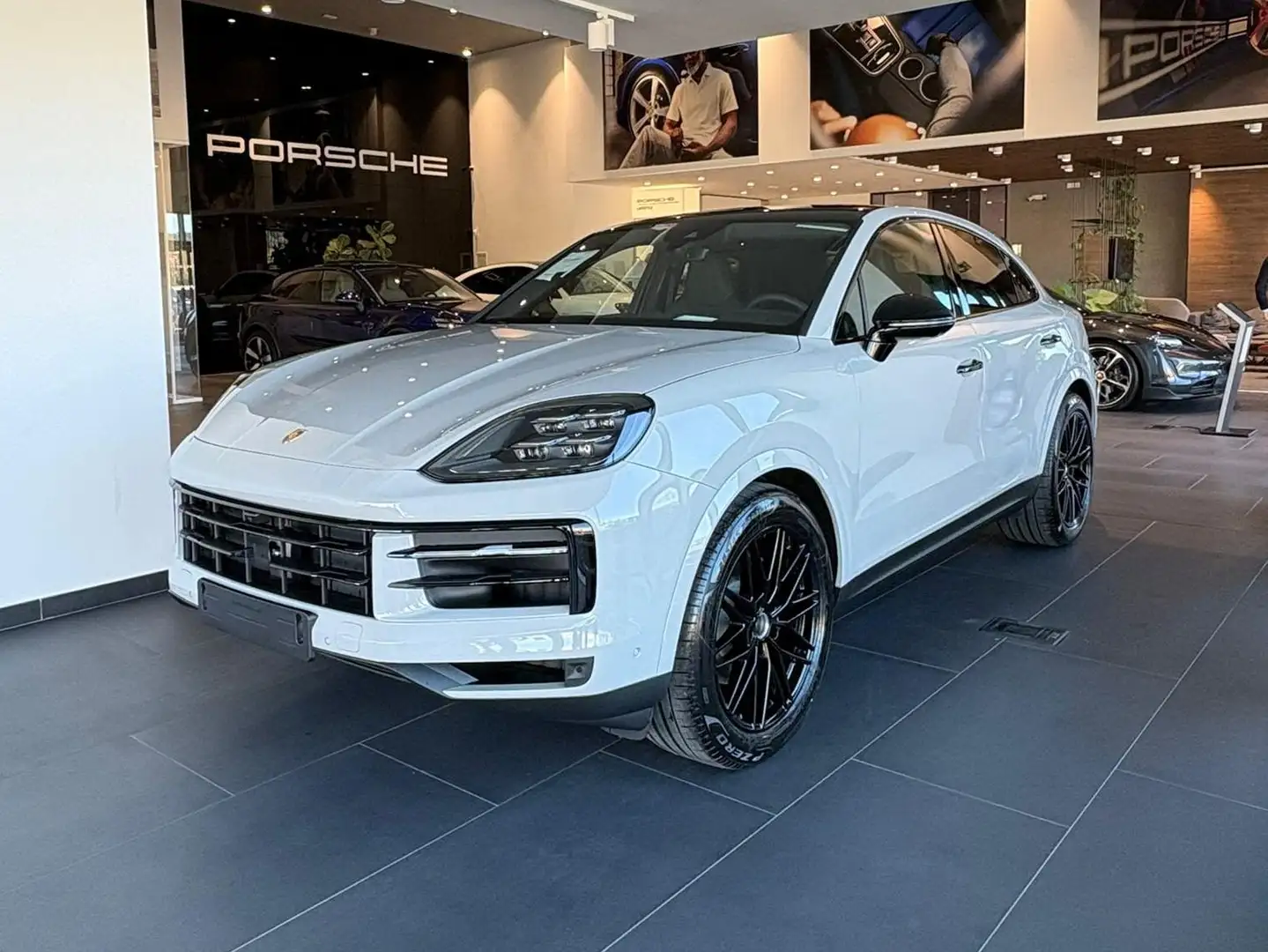 Porsche Cayenne Cayenne Coupe 2026 Grigio - 1