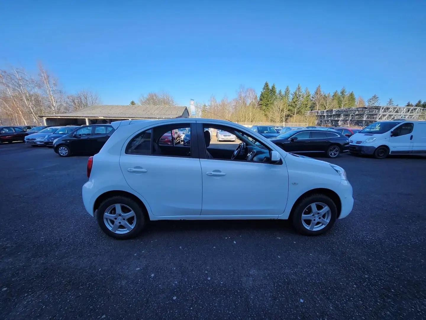 Nissan Micra Visia First Weiß - 2