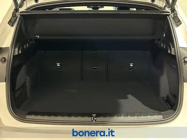 BMW X1 view 14