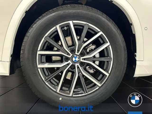 BMW X1 view 13