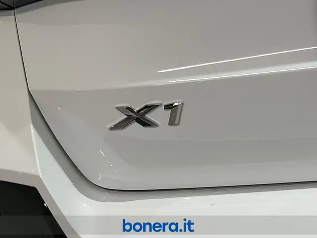 BMW X1 view 10