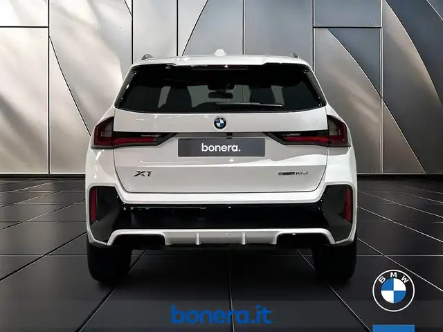 BMW X1 view 6
