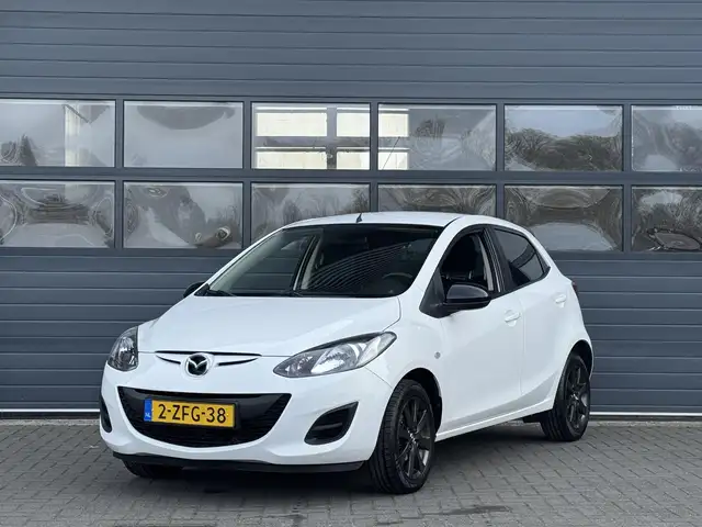 Mazda 2 1.3 COLOR EDITION I 5-DEURS I TREKHAAK I AIRCONDIT