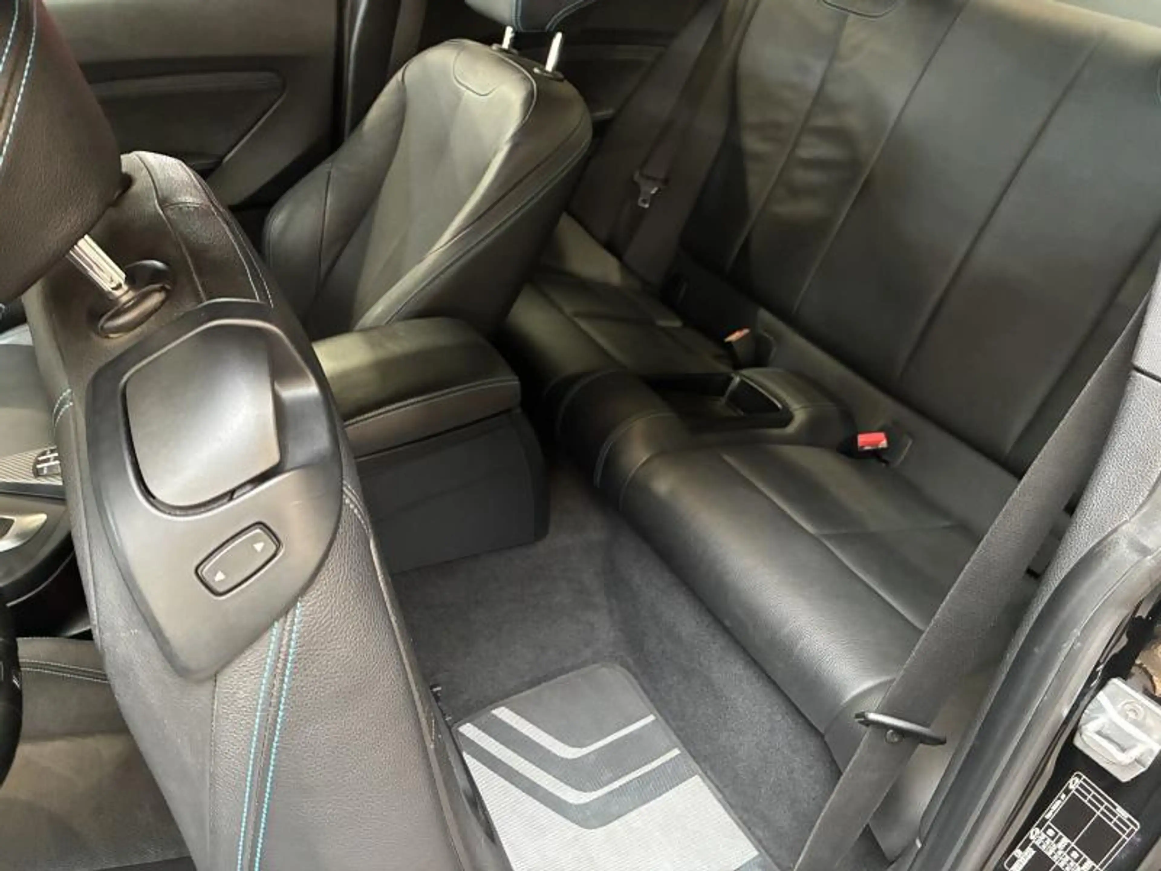 BMW M2 M2 Coupé 370 ch M DKG7 — photo 14