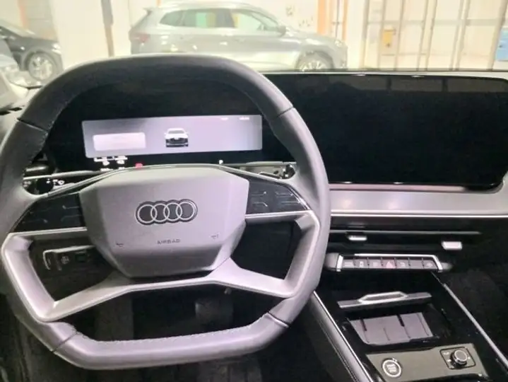 Audi Q3 2025, foto 8
