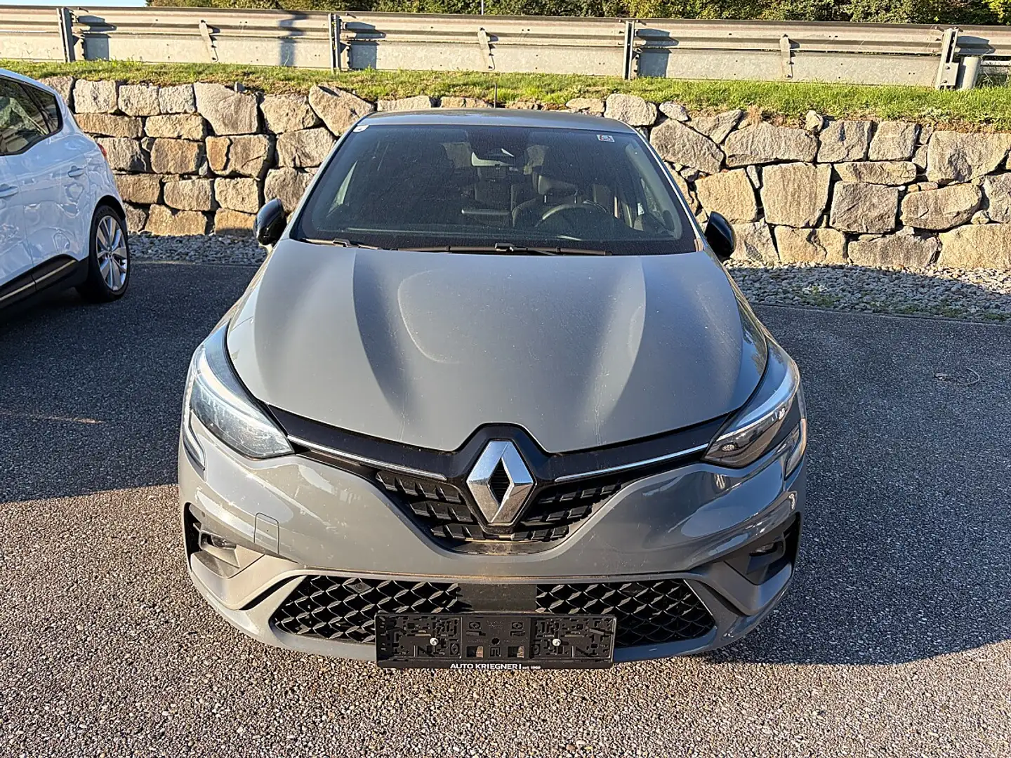 Renault Clio V 1.0 TCe 90 R.S. Line (EURO 6d) Grau - 2