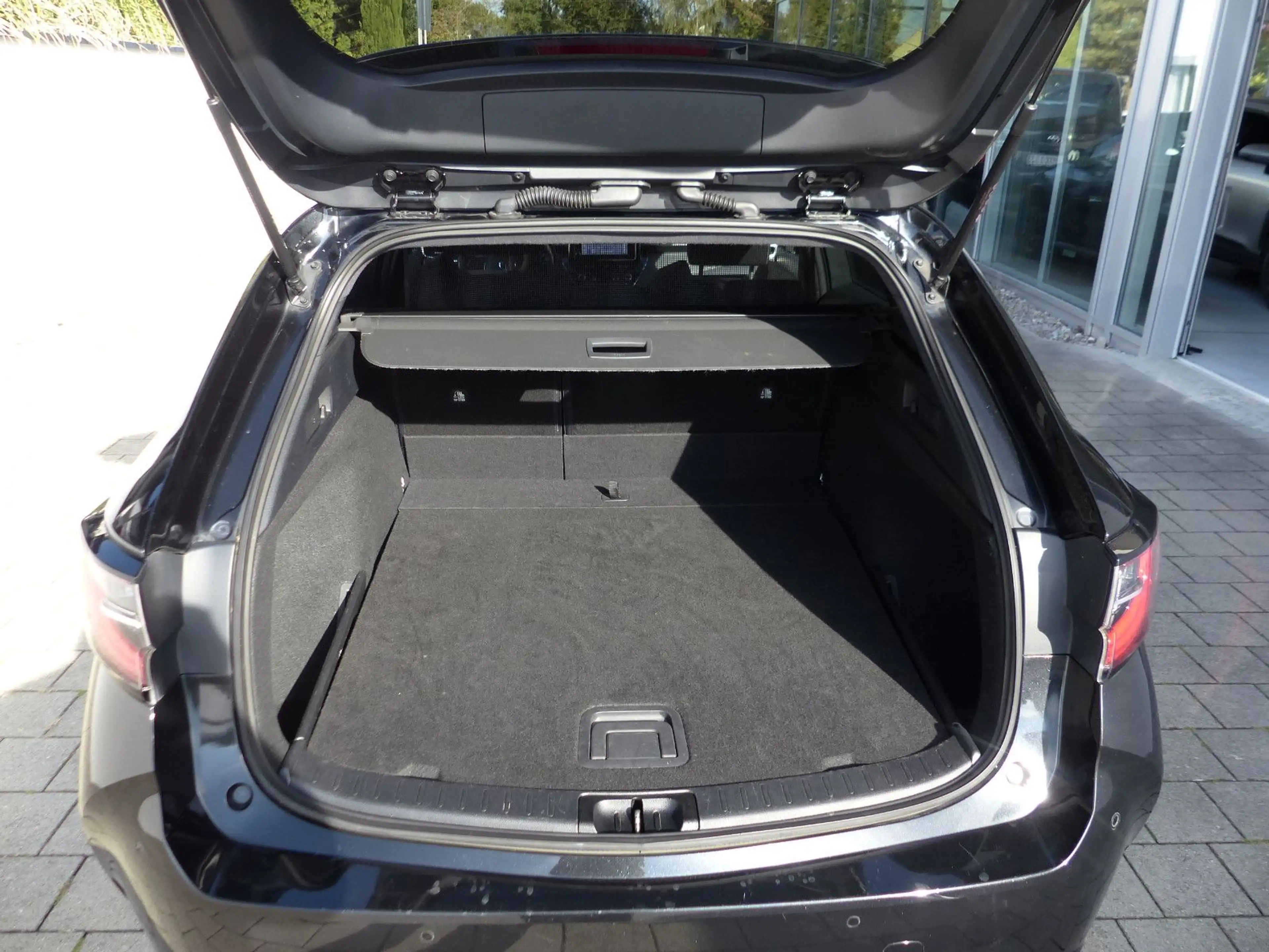 Toyota Corolla Touring Sports Hybrid Team D.Navi Techni — photo 10