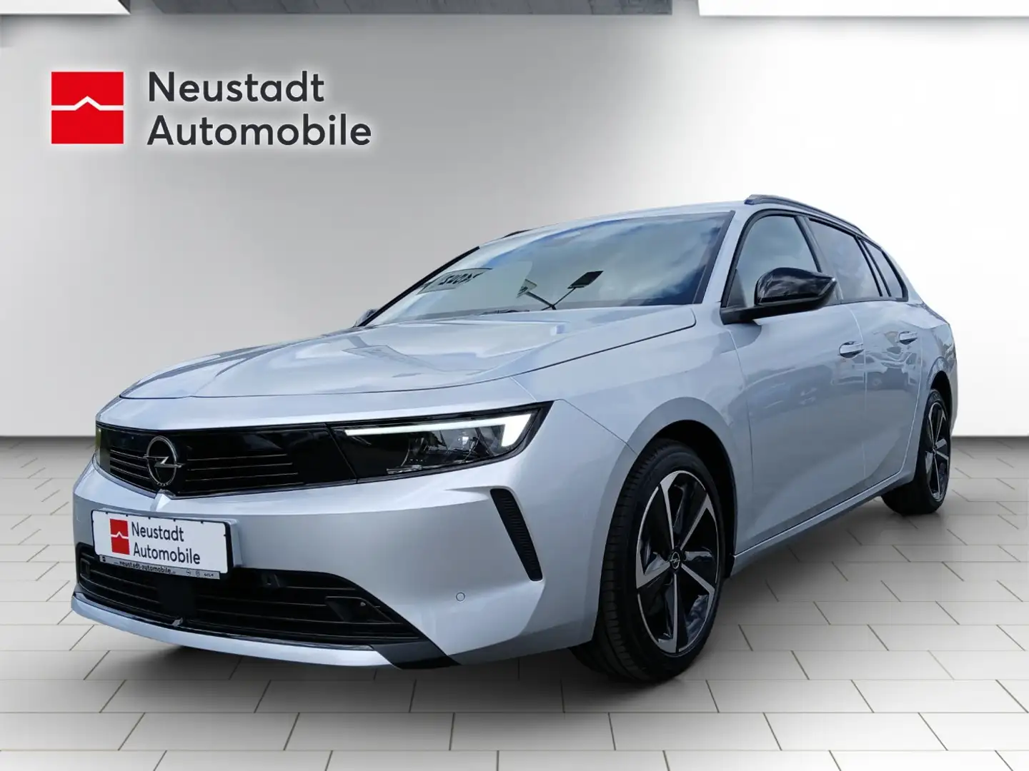 Opel Astra Edition Sports Tourer Automatik Zilver - 1