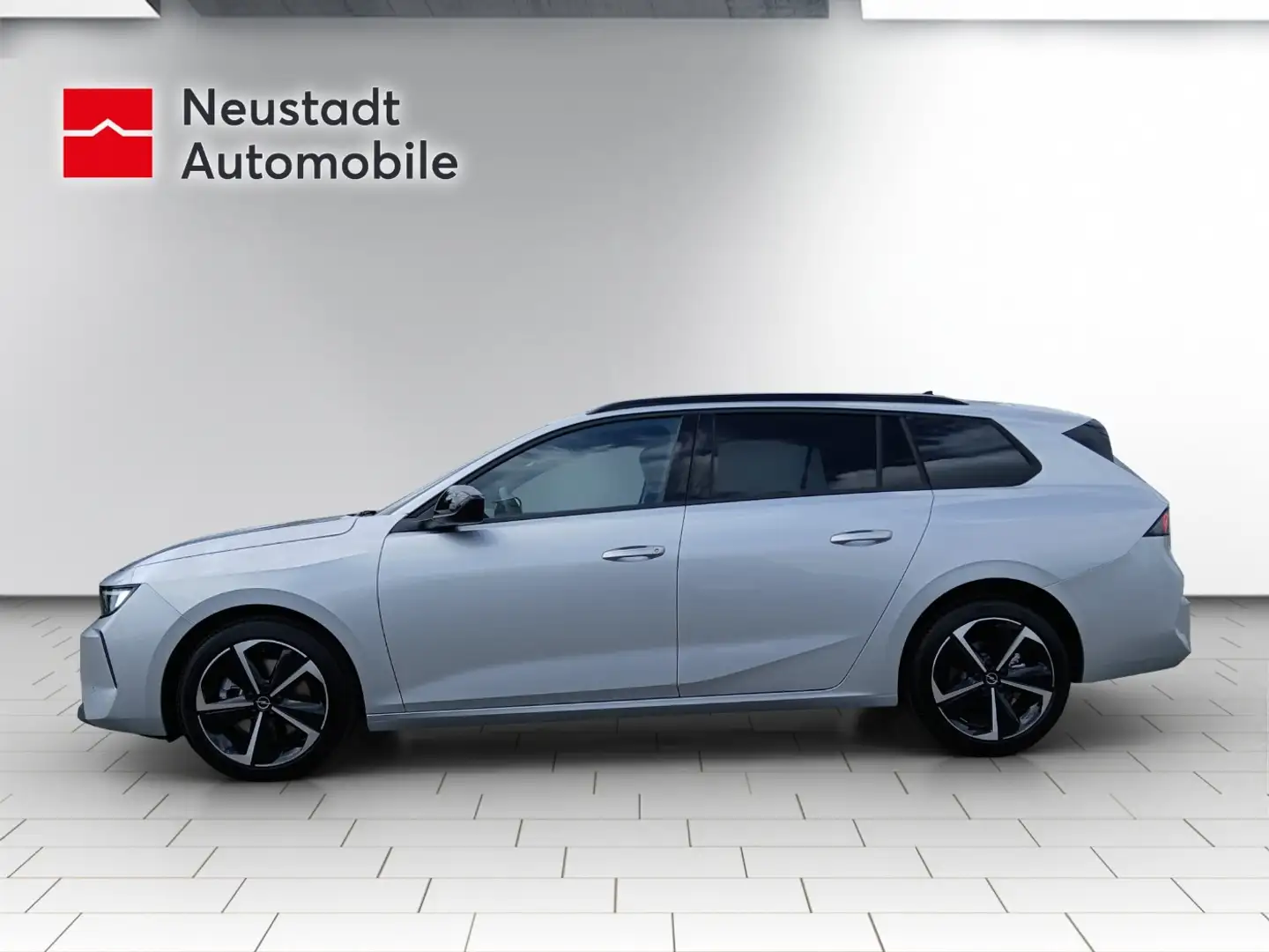 Opel Astra Edition Sports Tourer Automatik Zilver - 2