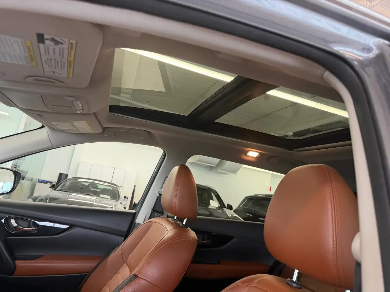 Nissan Rogue снимка Nissan Rogue