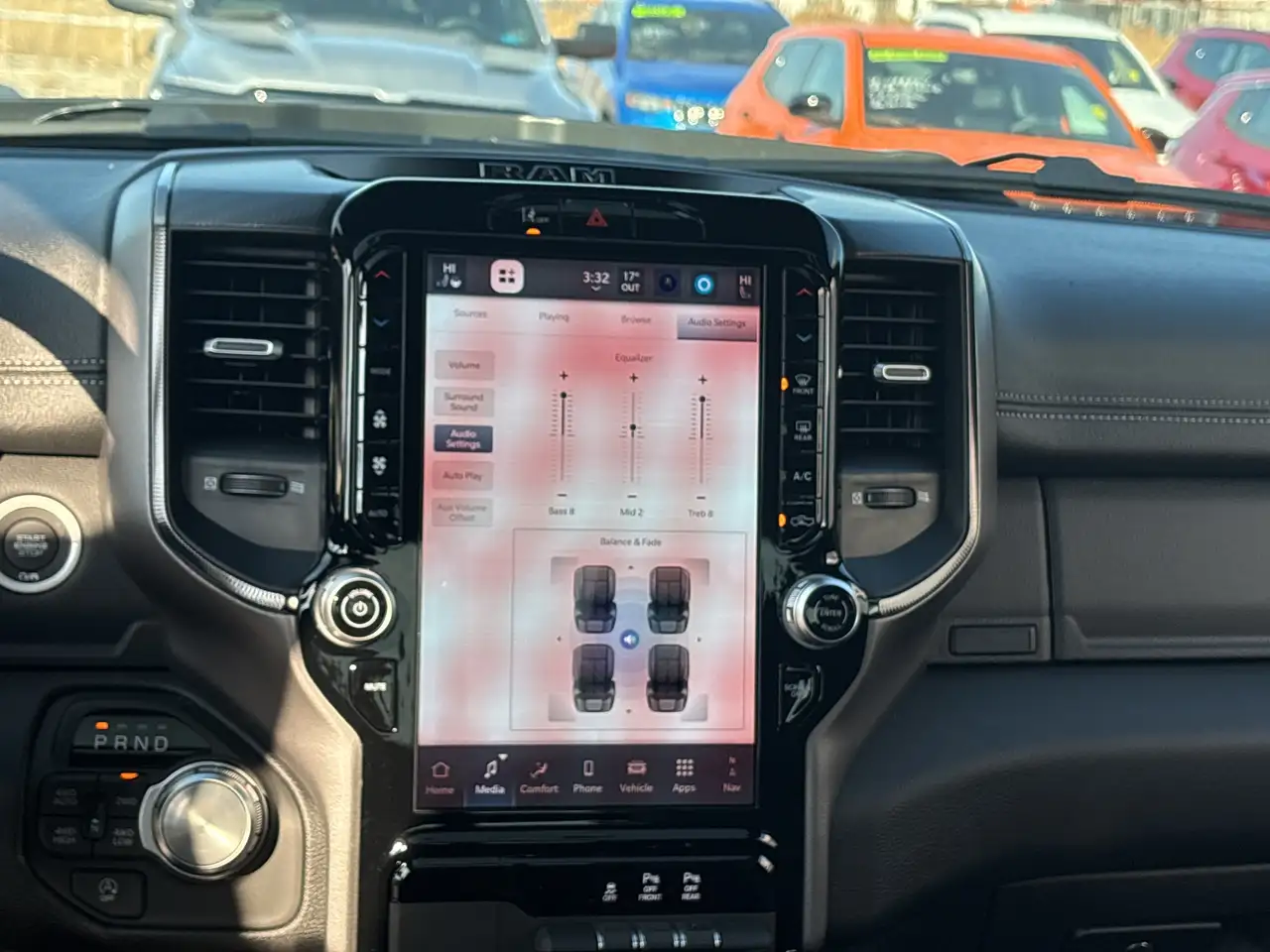 RAM 1500 снимка RAM 1500