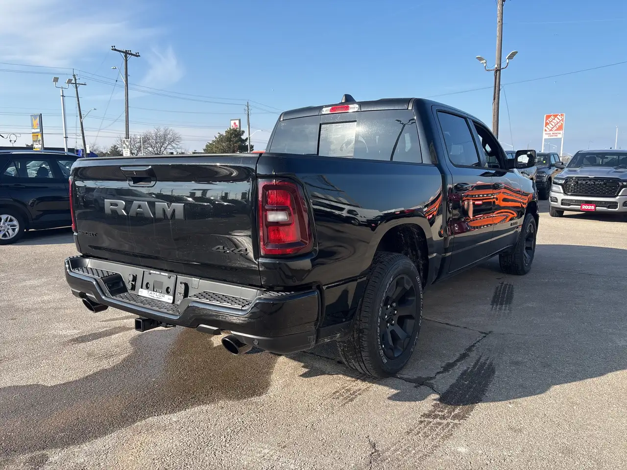 RAM 1500 снимка RAM 1500