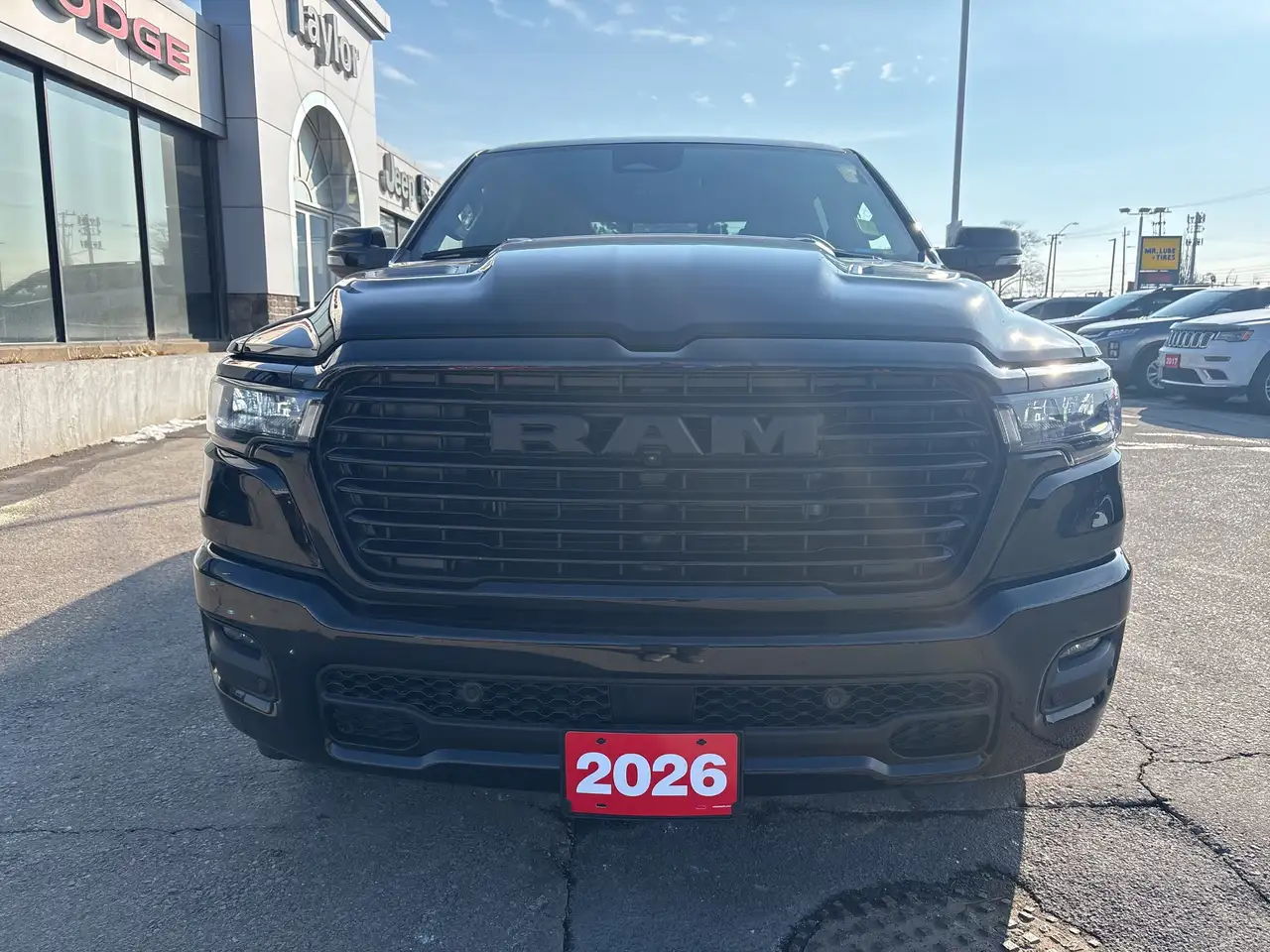 RAM 1500 снимка RAM 1500