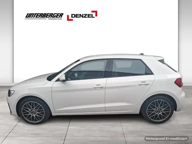 Audi A1 view 3