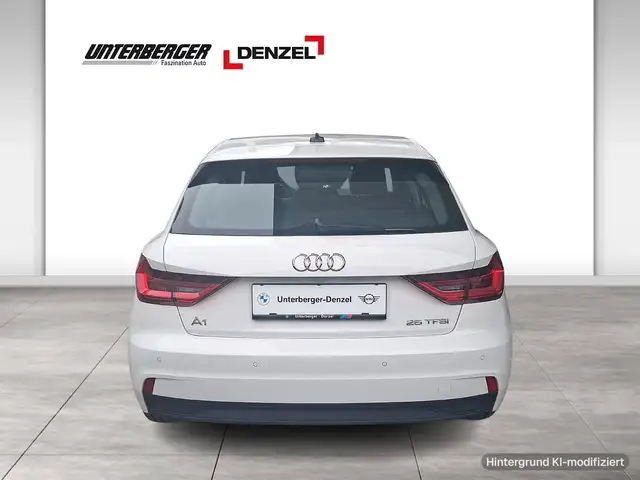 Audi A1 view 5