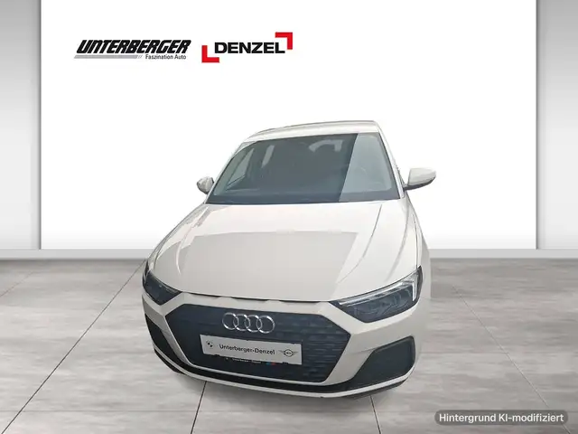 Audi A1 view 2
