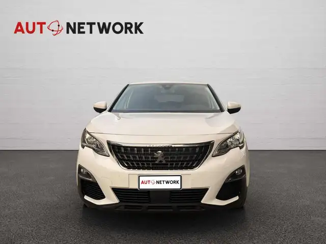 Peugeot 3008 view 5