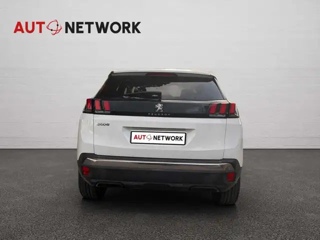 Peugeot 3008 view 6