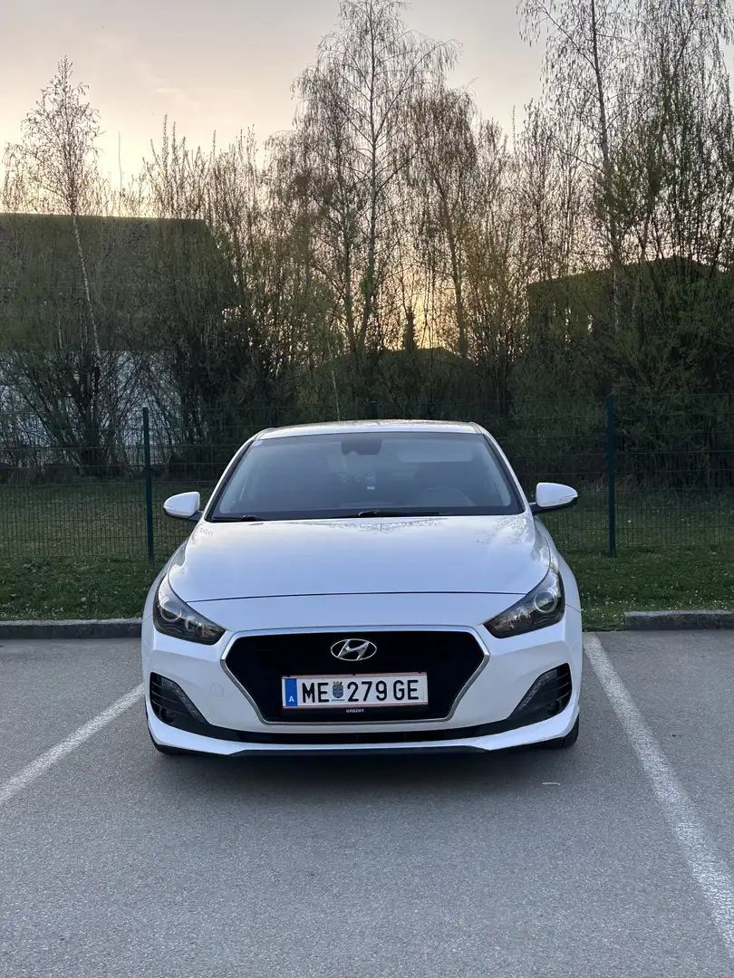 Hyundai i30 Fastback, 1,0 T-GDi Comfort Start/Stopp - 1
