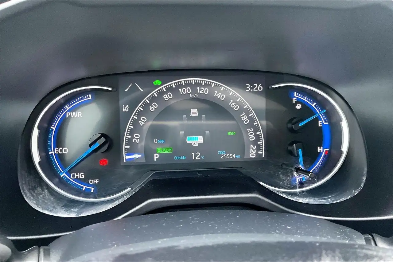 Toyota RAV 4 снимка Toyota RAV 4