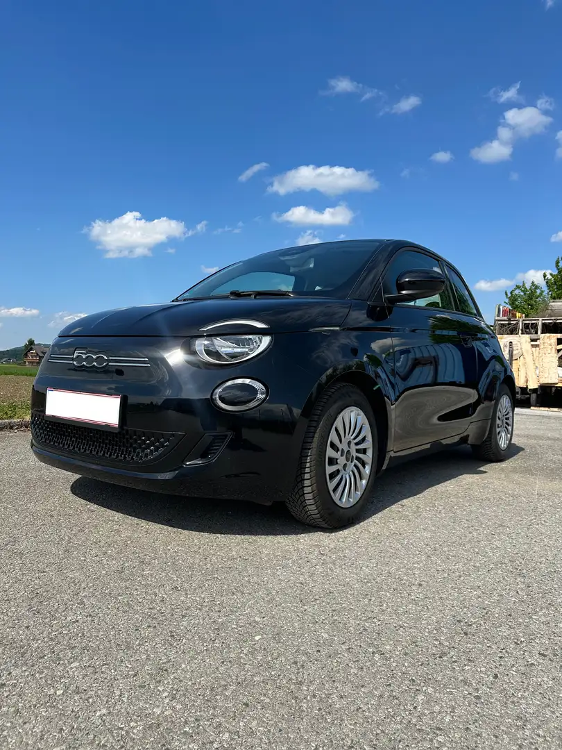 Fiat 500e Schwarz - 1