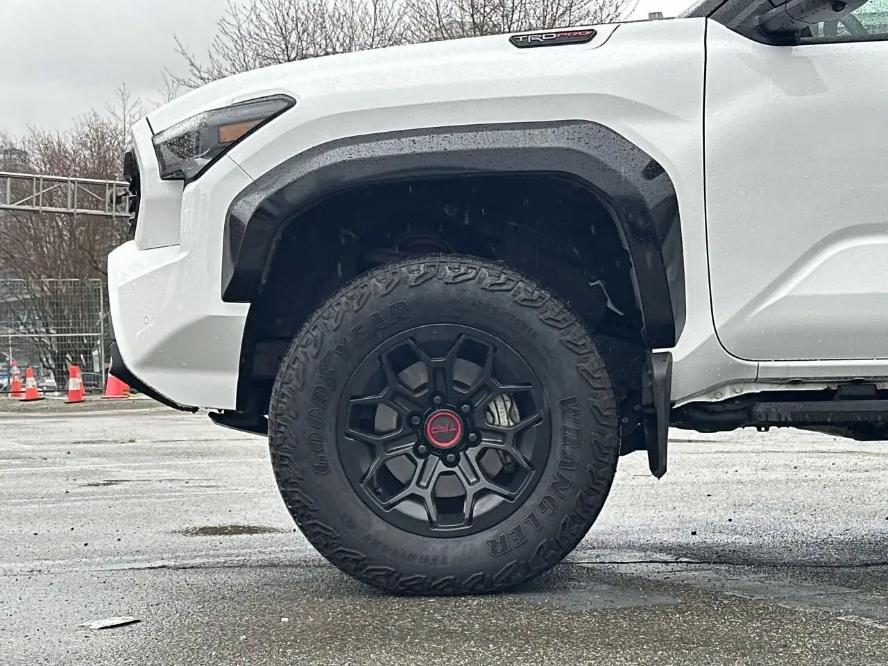 Toyota Tacoma снимка Toyota Tacoma