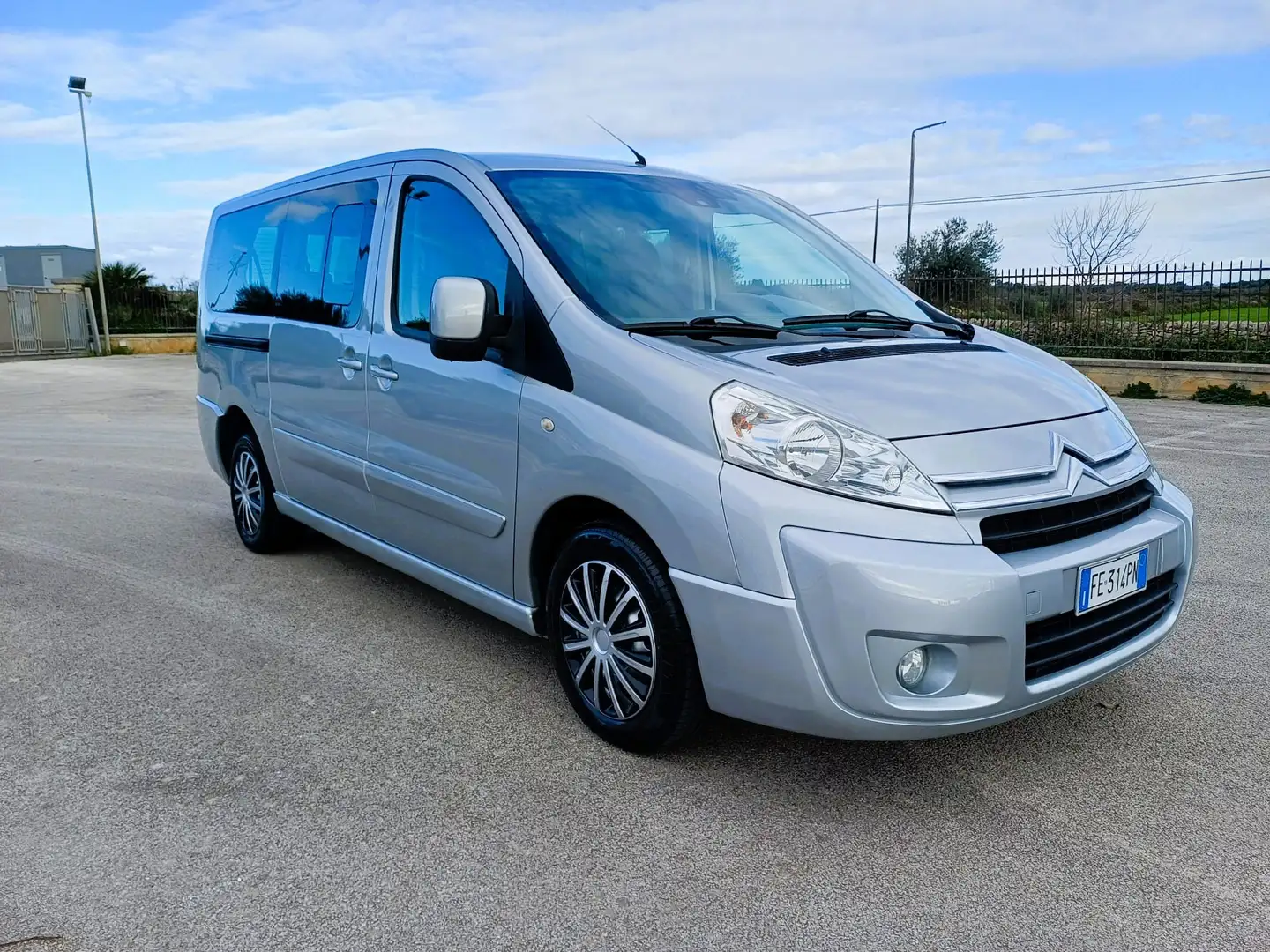 Citroen Jumpy EXECUTIVE 9 POSTI LONG Silber - 2